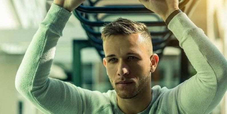 帮助球队从 帮助球队从